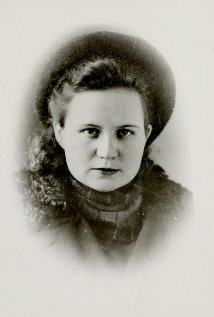 Журавлева